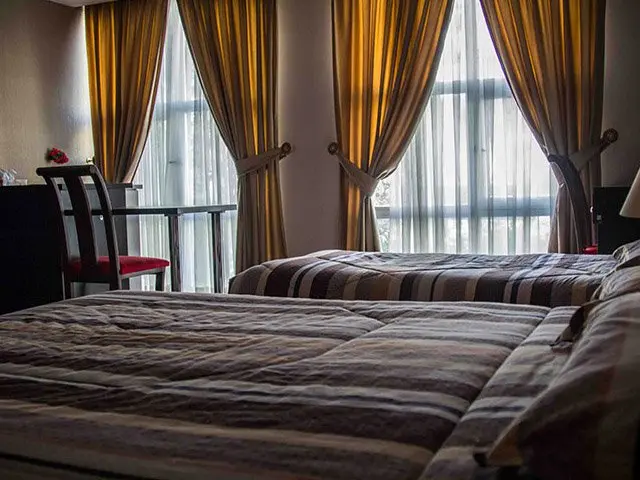 مرکز تناسب اندام و باشگاه هتل پاریز برای مهمانان